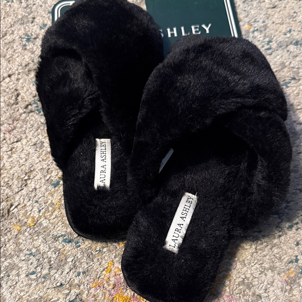 Laura Ashley Plush Black Slippers L